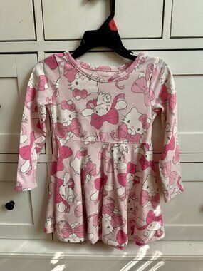 Hello Kitty - Girl’s Pink Hello Kitty and Friends Long sleeve Dress!
